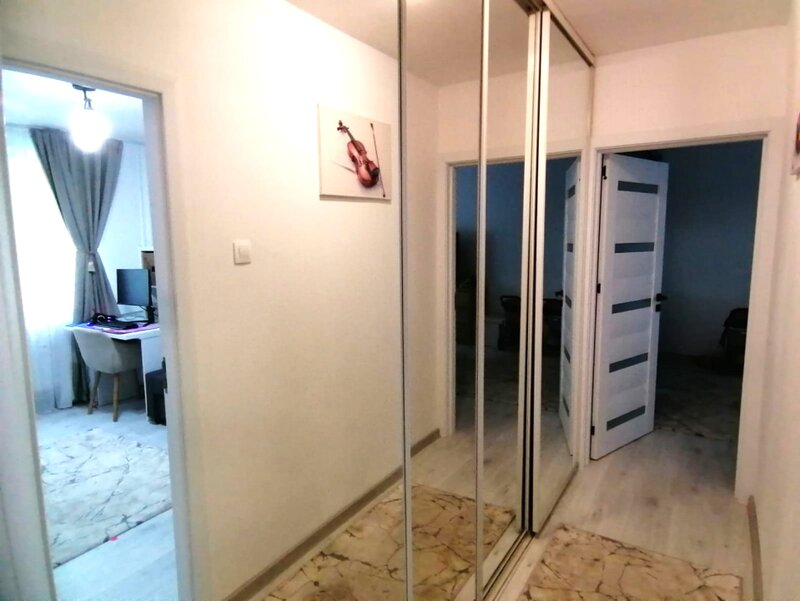 Doua camere decomandat, Etaj 1, Renovat 2025, mobilat partial